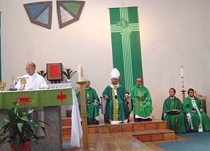Bishop Palma during a mass in Daly City photo